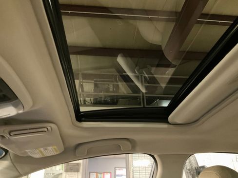 Used 2023 Subaru Impreza Premium image 23