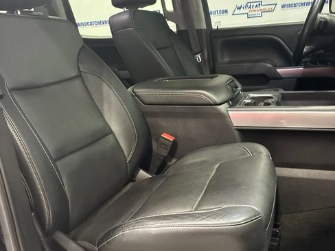 Used 2017 Chevrolet Silverado 1500 LTZ Z71 w/ LTZ Plus Package AWD/4WD image 38