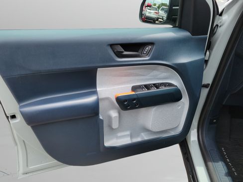 Used 2024 Ford Maverick XLT FWD image 14