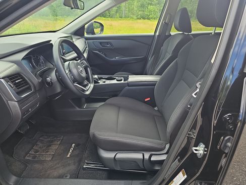 Certified 2024 Nissan Rogue S AWD/4WD image 14