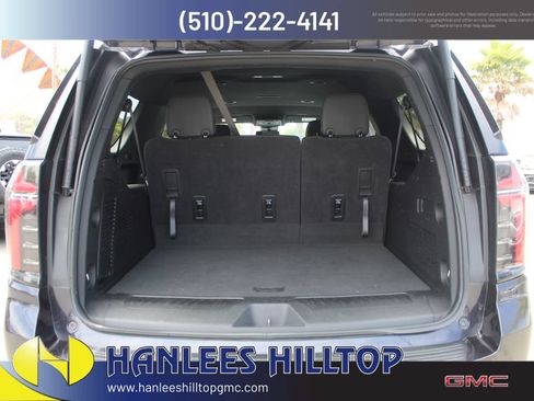 Used 2025 Chevrolet Suburban LT RWD image 10