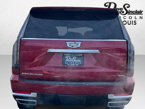 Used 2025 Cadillac Escalade Premium Luxury w/ LPO, Floor Liner Package image 6