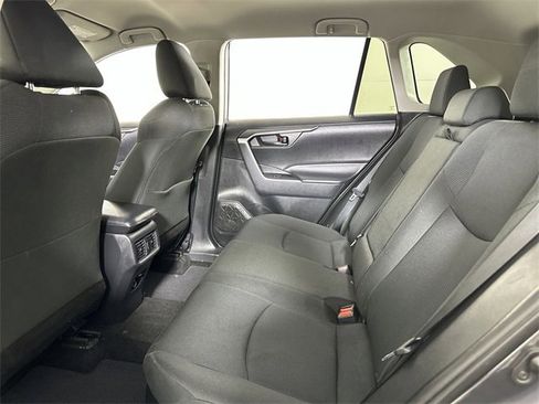 Used 2021 Toyota RAV4 LE image 26