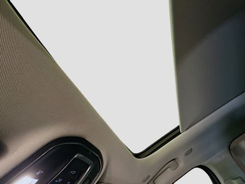 Used 2022 Jeep Grand Cherokee Limited 4xe image 27