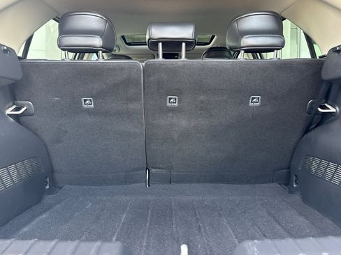 Used 2023 Kia Niro EX Touring image 19