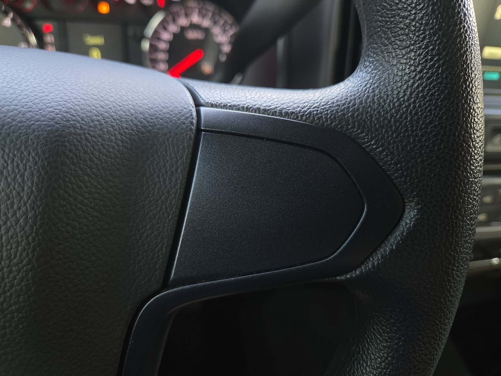 Used 2019 Chevrolet Silverado 1500 Custom w/ Custom Convenience Package RWD image 18