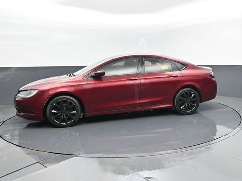 Used 2015 Chrysler 200 S w/ Comfort Group image 5