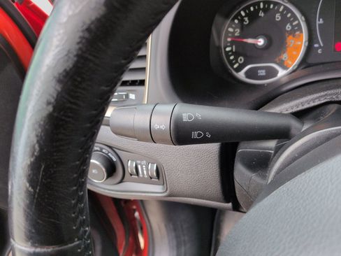 Used 2017 Jeep Renegade Latitude w/ Popular Equipment Group image 32