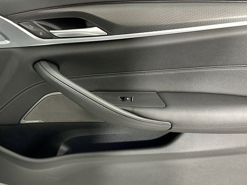 Used 2023 BMW 540i 540i w/ M Sport Package image 23