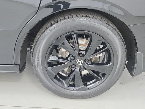 Certified 2024 Honda Odyssey Sport image 35