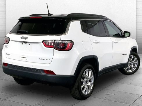 Used 2025 Jeep Compass Limited AWD/4WD image 13