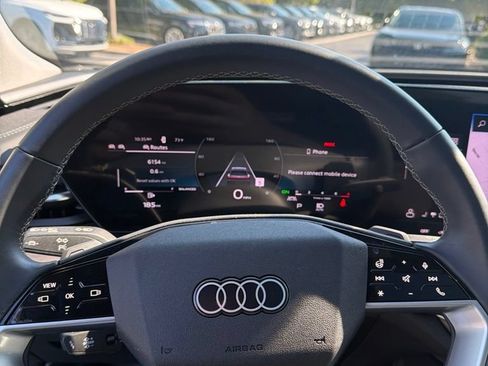 Certified 2025 Audi Q5 Premium w/ Convenience Package AWD/4WD image 20