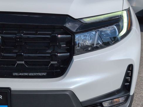 New 2026 Honda Ridgeline Black Edition image 10