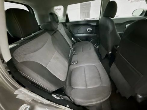 Used 2019 Kia Soul + image 24