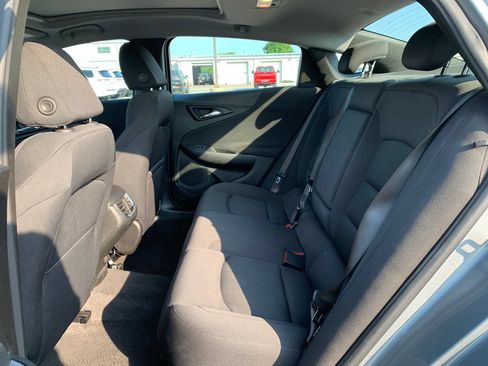Used 2024 Chevrolet Malibu LT FWD image 18