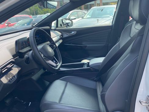 Certified 2023 Volkswagen ID.4 Pro S AWD/4WD image 11