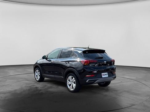 Used 2025 Buick Encore GX Preferred AWD/4WD image 8