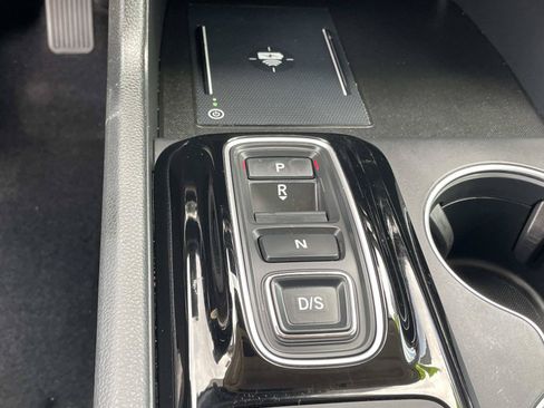 Certified 2025 Honda Pilot Elite image 12