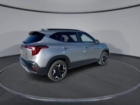 New 2025 Kia Seltos EX w/ EX Sunroof Package image 5