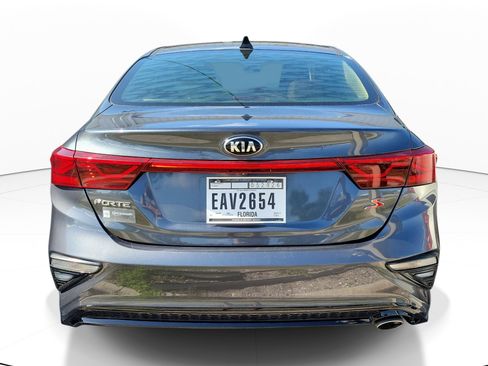 Used 2019 Kia Forte S w/ S Premium Package FWD image 5