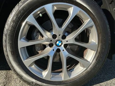 Used 2021 BMW X5 xDrive40i w/ Convenience Package image 25