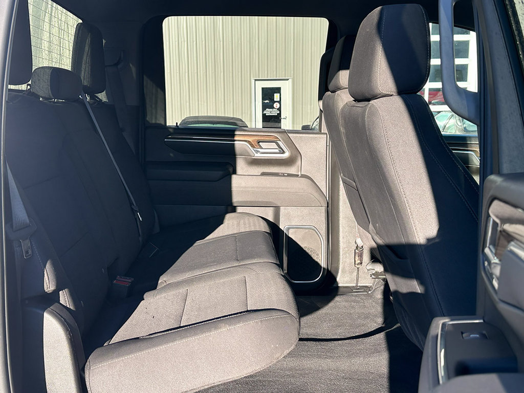 Used 2025 Chevrolet Silverado 2500 LT w/ Convenience Package AWD/4WD image 25