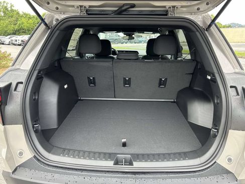 New 2027 GMC Terrain Elevation FWD image 11