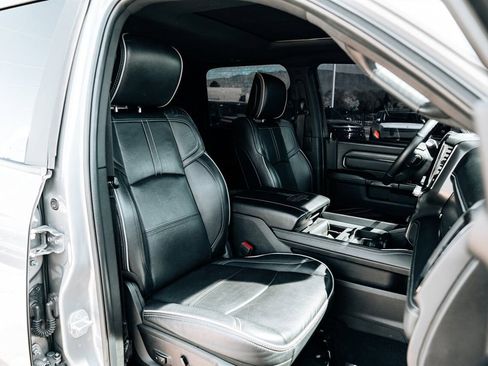 Used 2024 RAM 2500 Limited image 55