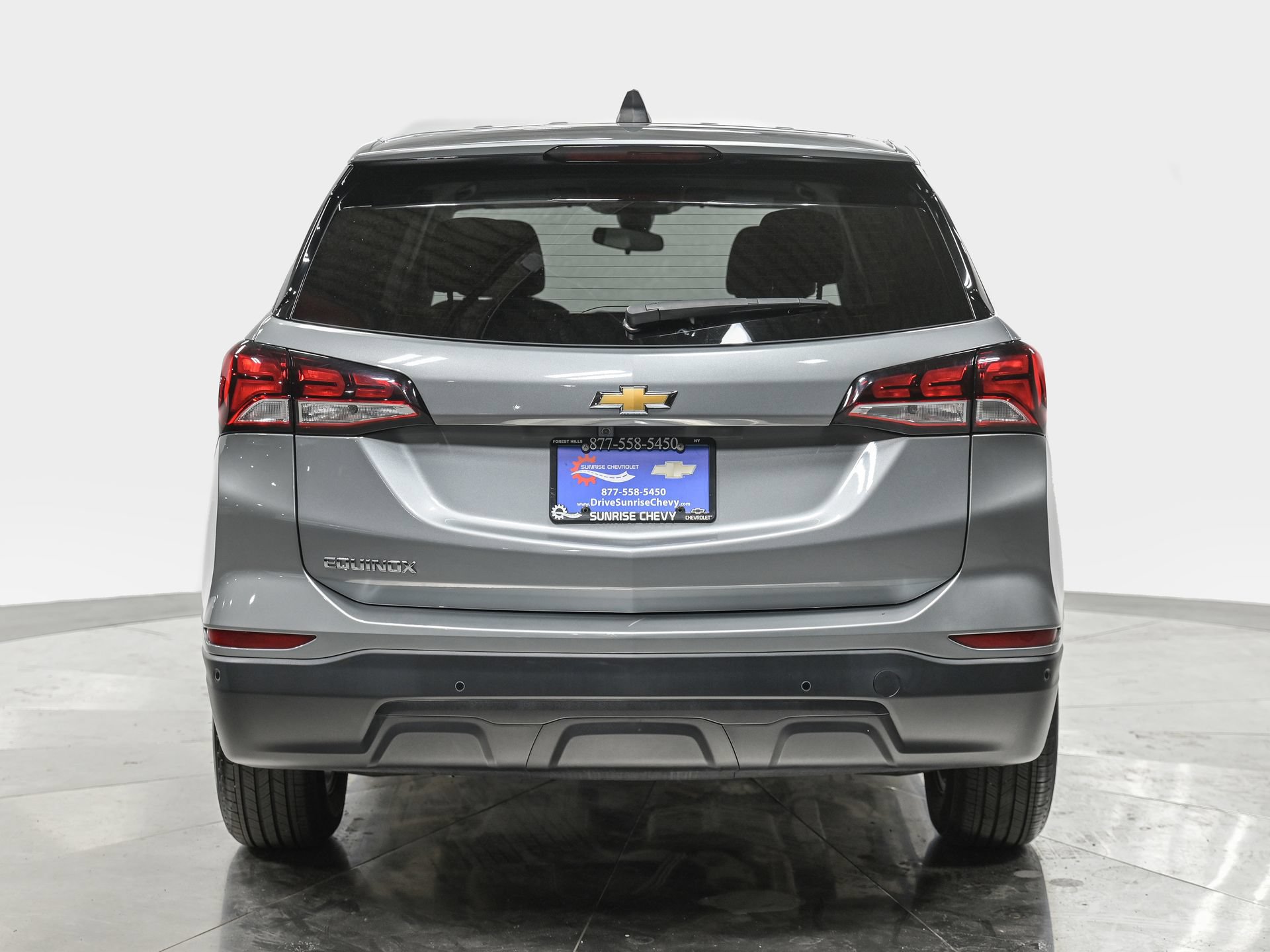 Used 2024 Chevrolet Equinox LS w/ LS Convenience Package FWD image 5