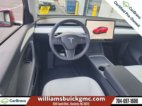 Used 2024 Tesla Model Y Performance image 11