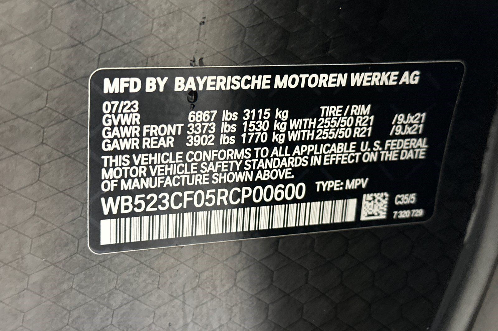 Certified 2024 BMW iX xDrive50 w/ Premium Package AWD/4WD image 29