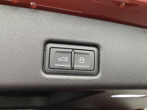 New 2025 Audi Q5 Premium Plus image 21