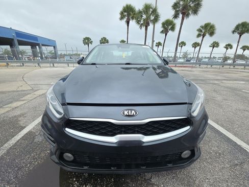 Used 2021 Kia Forte LXS FWD image 2