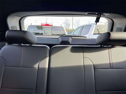 Certified 2023 Chevrolet Traverse RS image 13