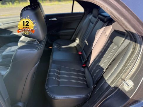 Used 2014 Chrysler 300 S image 63