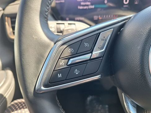 Used 2024 Buick Envision Avenir image 13