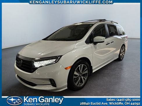 Used 2024 Honda Odyssey Touring image 1