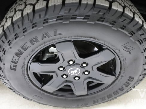 Used 2025 Ford Bronco Big Bend image 30