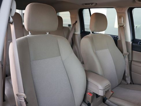 Used 2016 Jeep Patriot Latitude w/ Sun/Sound Group image 18