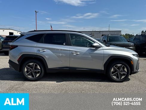 Used 2025 Hyundai Tucson SEL image 7