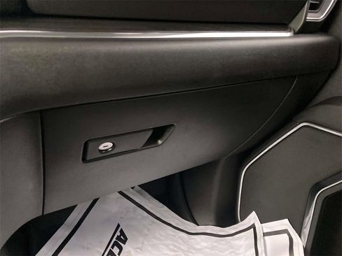 Used 2024 Chevrolet Silverado 2500 LTZ image 23