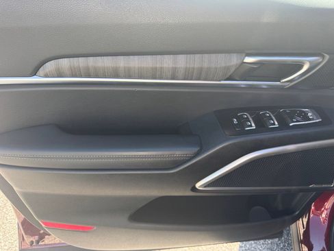 Used 2024 Kia Telluride EX w/ EX Captain's Chair Package FWD image 20