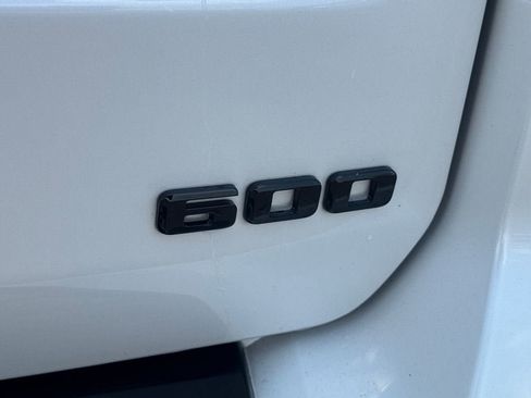 Certified 2023 Cadillac Escalade Sport Platinum w/ LPO, ONYX Package AWD/4WD image 8