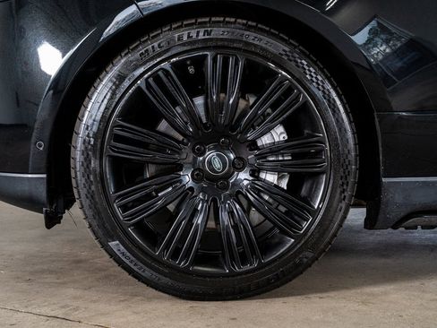 Used 2019 Land Rover Range Rover Supercharged image 10