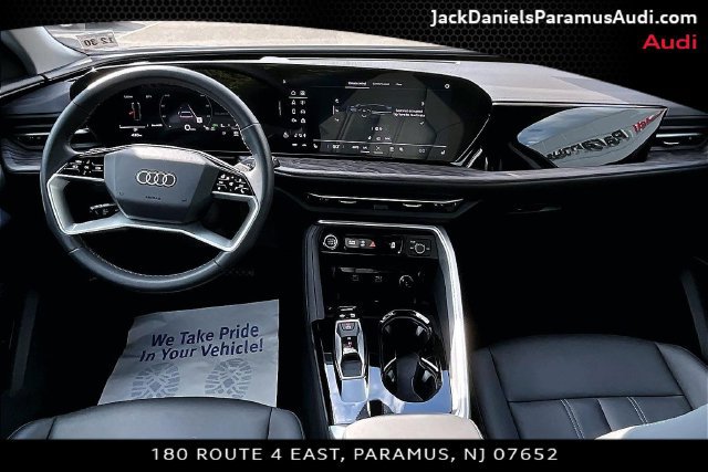 Used 2025 Audi Q5 Premium w/ Convenience Package AWD/4WD image 13