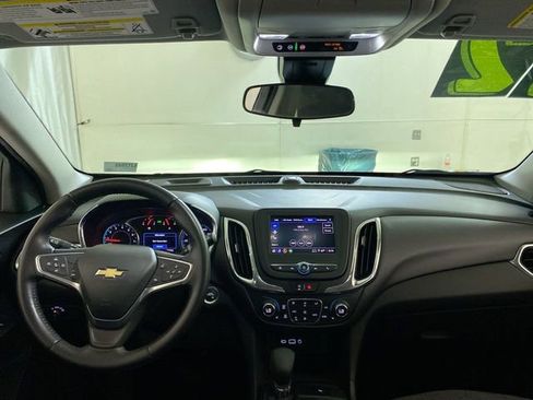 Used 2022 Chevrolet Equinox LT FWD image 33