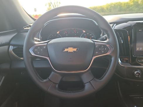Used 2023 Chevrolet Traverse LT AWD/4WD image 30