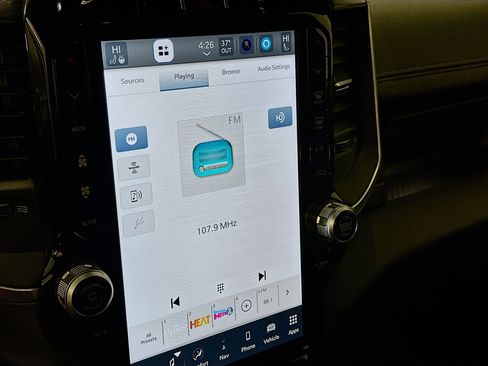 Used 2023 RAM 1500 Laramie image 21