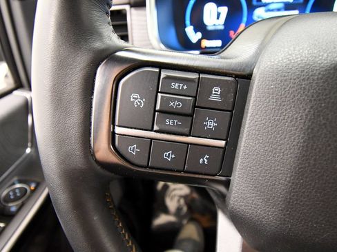 Used 2023 Ford F150 Platinum AWD/4WD image 21