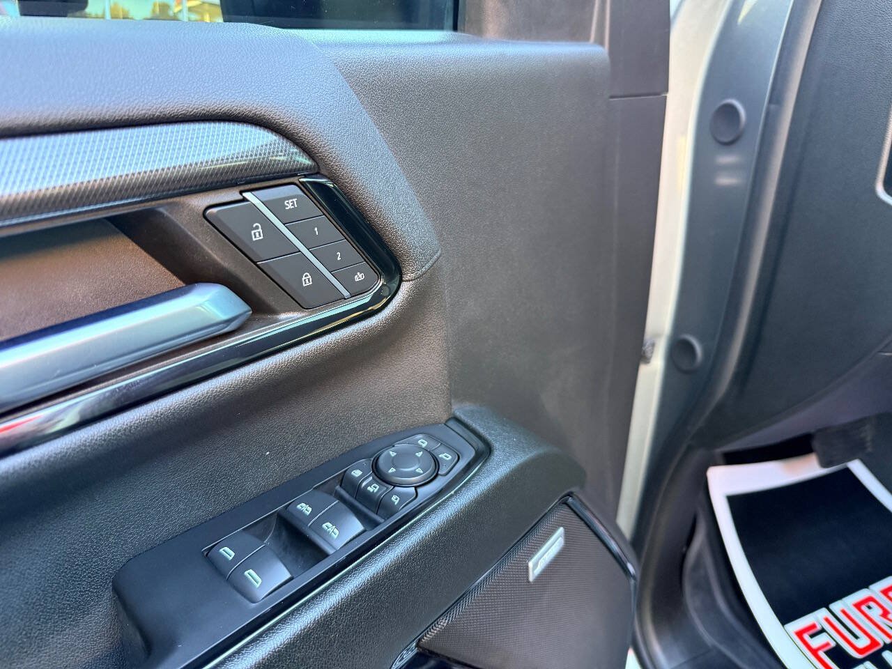 Used 2024 GMC Sierra 2500 AT4 w/ Technology Package AWD/4WD image 19